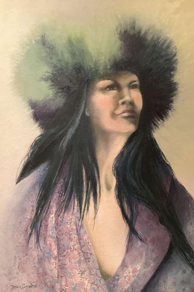 Portretschilderij 'Ida' door Jeroen Coenders van een vrouw met lang zwart haar en een opvallende, groene harige hoed, uitgevoerd in zachte pasteltinten.