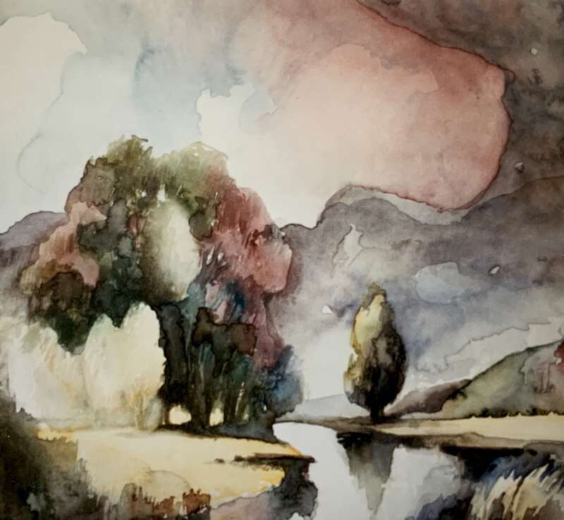 Sfeervolle aquarel van Jeroen Coenders van de Kromme Rade met kleurrijke boompartijen die reflecteren in een kalme waterloop onder een zachte lucht.