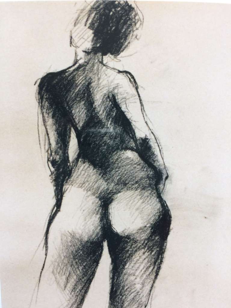 Artistieke houtskoolschets van Jeroen Coenders met een naaktstudie van een vrouw genaamd Sandra, van achteren gezien met een sterke nadruk op schaduw en lichaamsvormen.